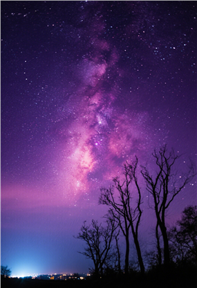 蓝紫色梦幻唯美星空摄影图片